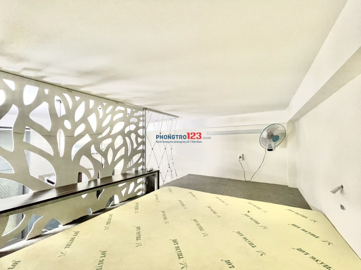 Trống duplex siêu phẩm ngay sân bay, quận Tân Bình