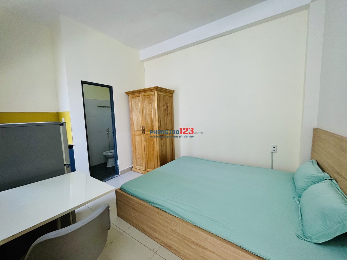 Studio Xinh Xắn Full Nội Thất, Giá Hạt Dẻ Ngay Đh Hutech, Gần Bờ Kè Thanh Đa