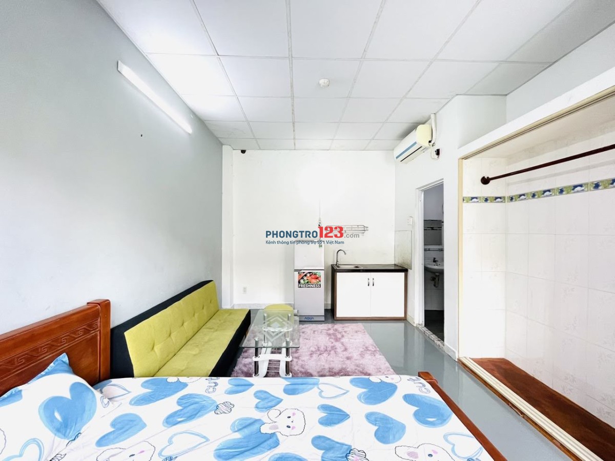 Căn hộ 30m2, nội thất mới, view ban công siêu đẹp ở trung tâm Xô Viết Nghệ Tĩnh, Q Bình Thạnh
