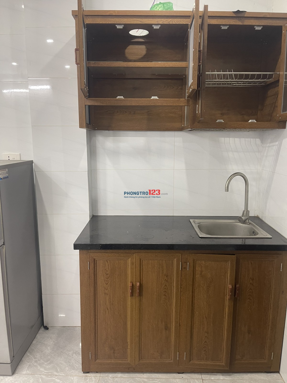 Cho thuê căn studio tại số 2 Hòe Thị,Nam Từ Liêm Hà Nội. Full nội thất ( gần Trịnh Văn Bô, Cao Đẳng FPT, ...)