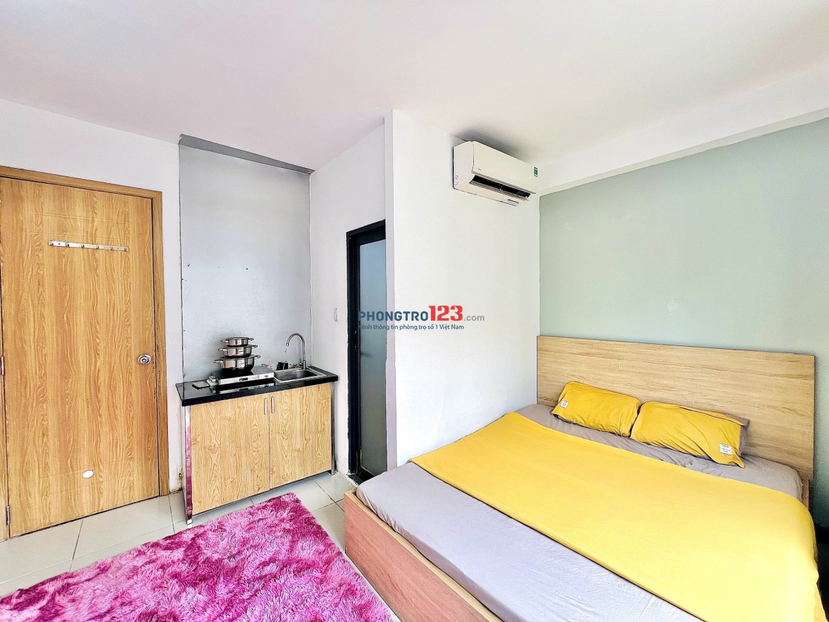 Căn hộ 25m2, đủ nội thất view ban công siêu đẹp ở trung tâm Q Bình Thạnh