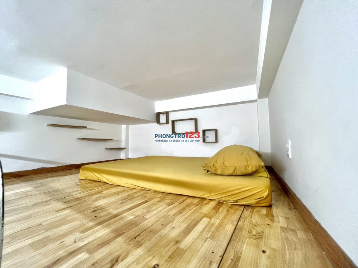 Duplex đẹp, sang trọng có cửa sổ ngay cầu Trường Sa, Lê Văn Sỹ, quận 3