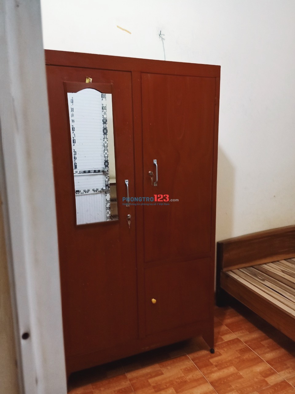 Cho thuê phòng trọ 18m2, nhà vệ sinh riêng tại ngõ 104 đường thuỵ phương