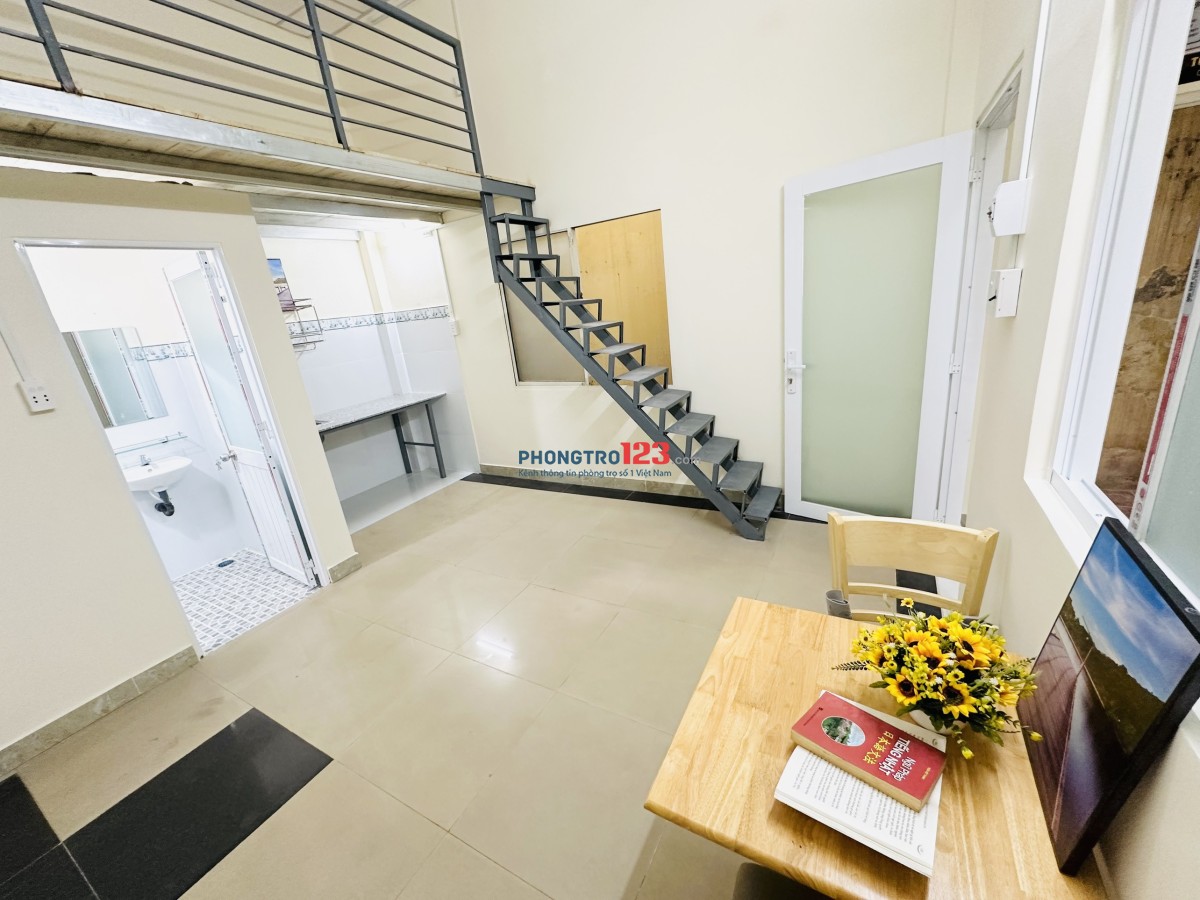 Duplex cửa sổ, 25m2, Gác cao 1m8 tại Lam Sơn, KV sân bay ở Lam Sơn, Tân Bình
