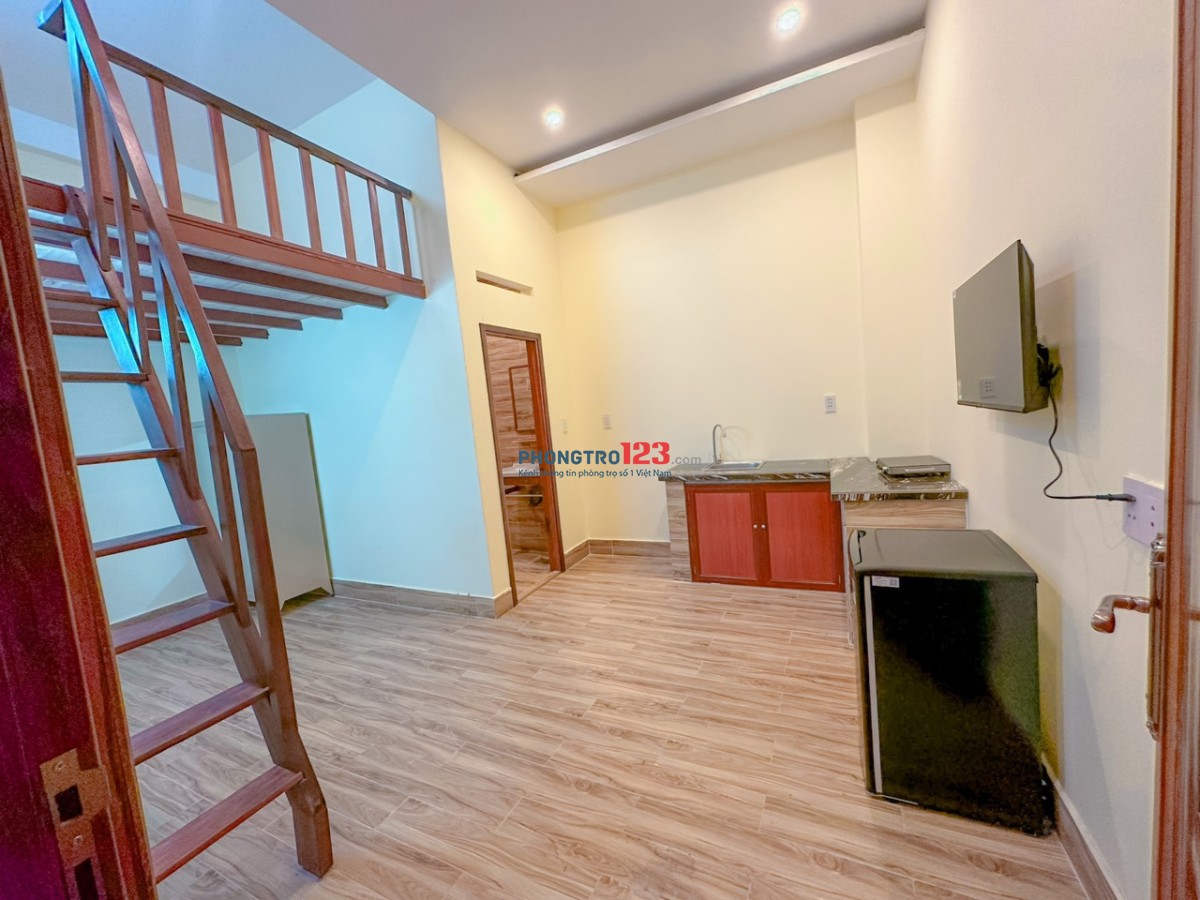 Cho thuê Duplex full nội thất ngay ngã ba Mỹ Thành, Lê Văn Việt, Vinhomes