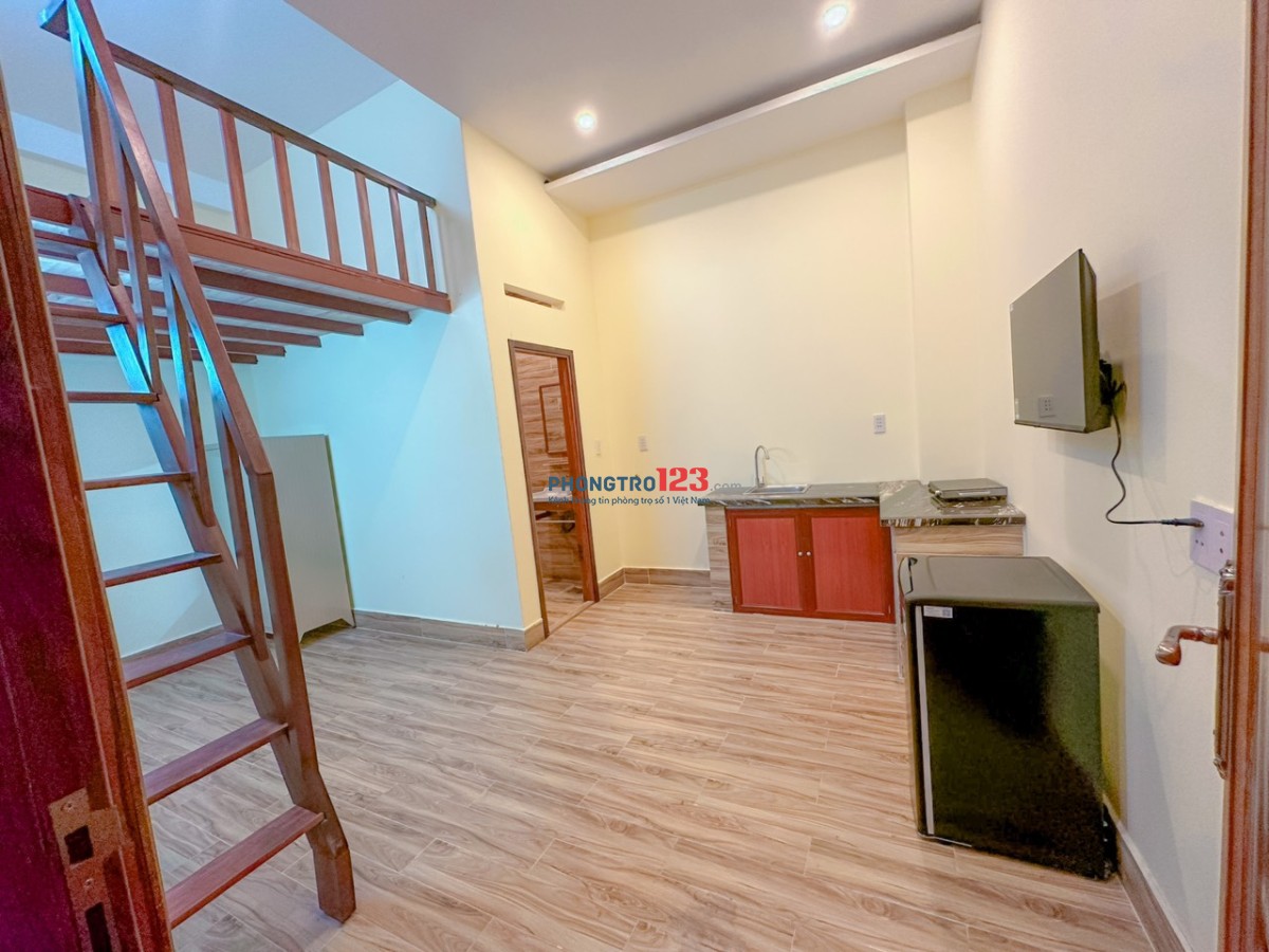 Cho thuê Duplex full nội thất ngay ngã ba Mỹ Thành, Lê Văn Việt, Vinhomes