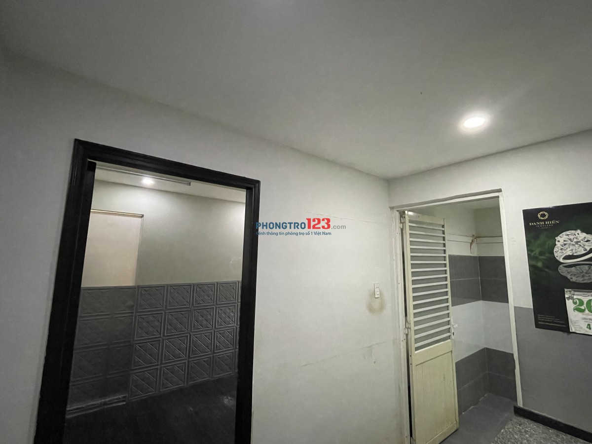 Cho thuê căn hộ dịch vụ mini có máy lạnh KDC Nam Long, P Phước Long B, Quận 9