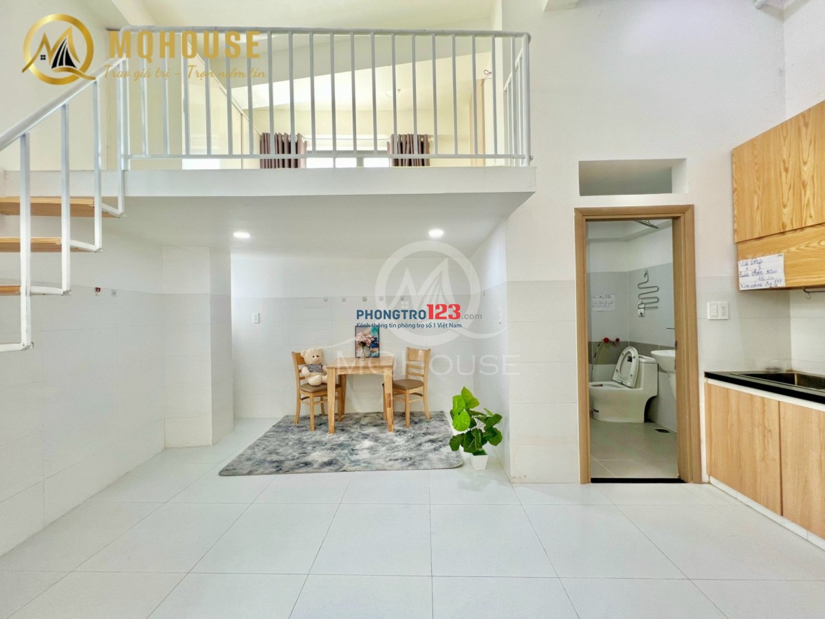 Cho thuê Duplex cửa sổ lớn full nội thất ở gần chợ Tân Bình, Lạc Long Quân, p11, Tân Bình