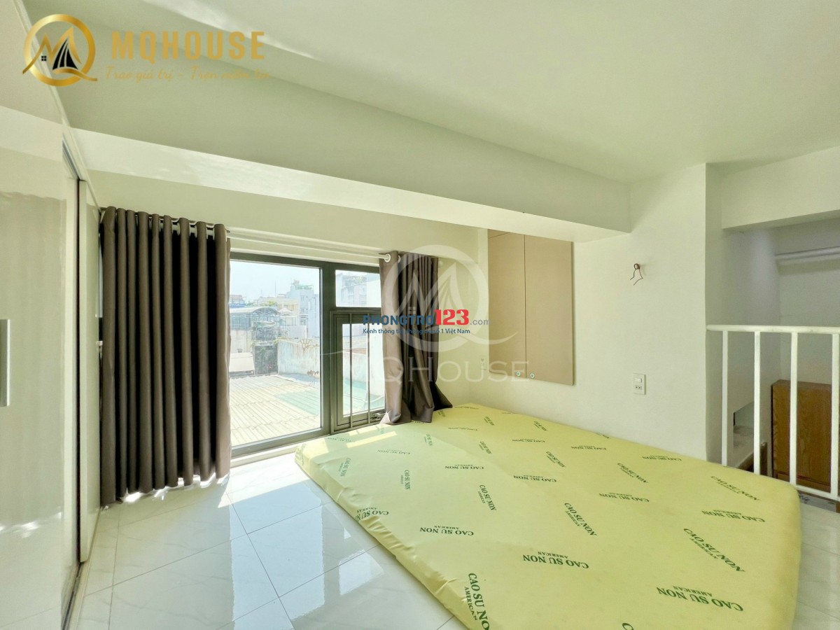 Cho thuê Duplex cửa sổ lớn full nội thất ở gần chợ Tân Bình, Lạc Long Quân, p11, Tân Bình