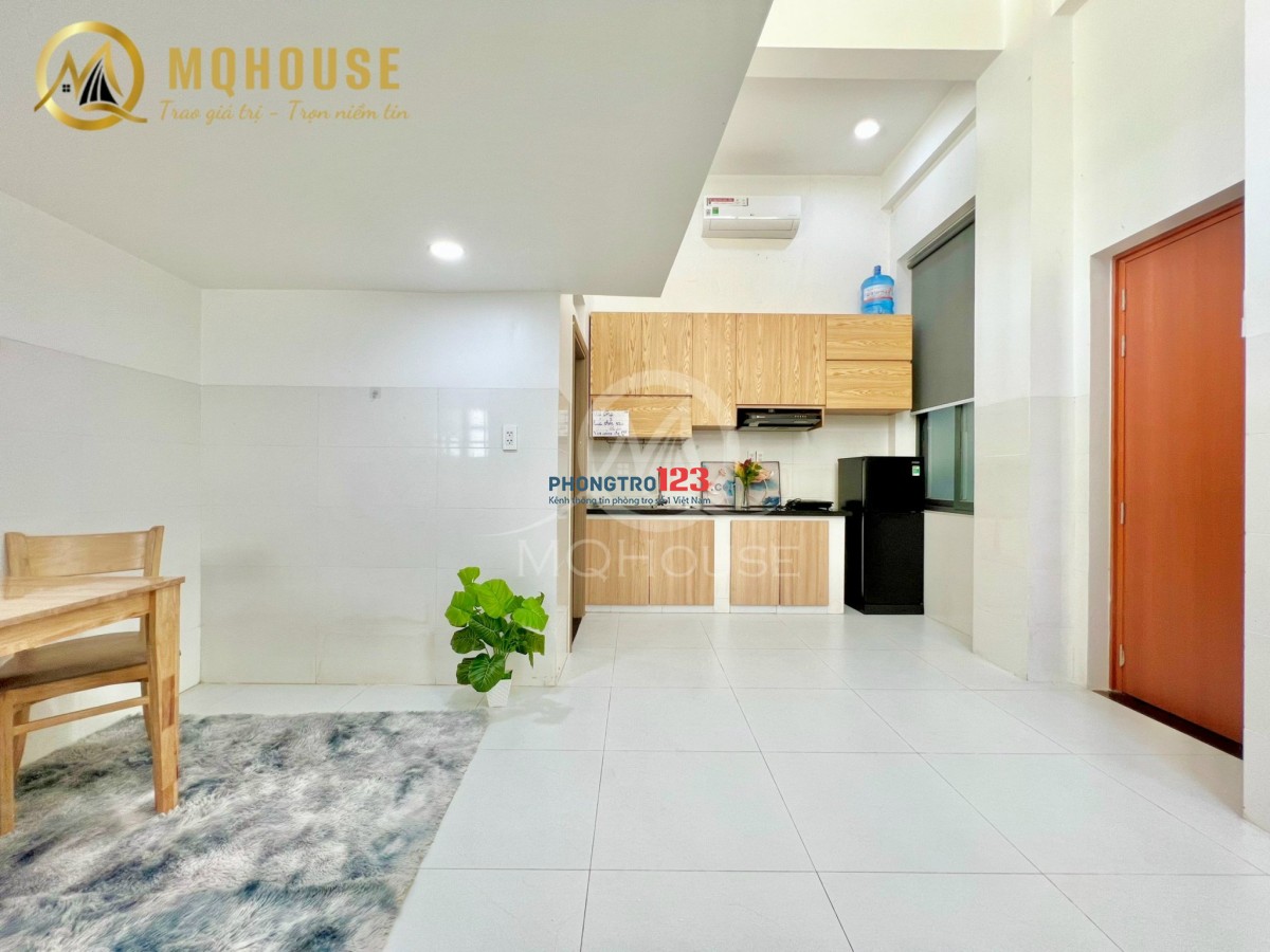 Cho thuê Duplex cửa sổ lớn full nội thất ở gần chợ Tân Bình, Lạc Long Quân, p11, Tân Bình