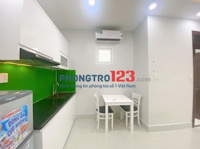 Cho thuê CH 1pn1wc, studio cửa sổ, bancong. Full nội thất ngay ngã tư Phú Thuận