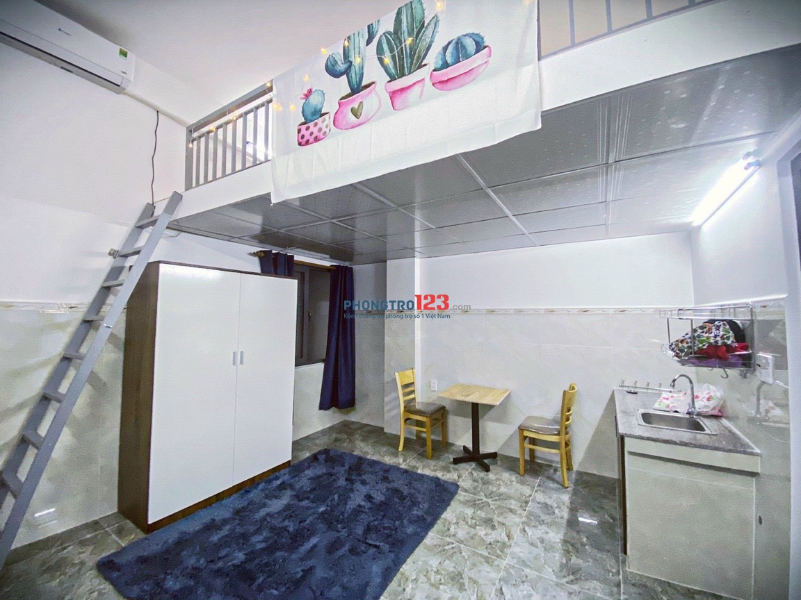 Cho thuê căn hộ dịch vụ duplex ban công siêu thoáng mát và mới mẻ ngay Quận Phú Nhuận