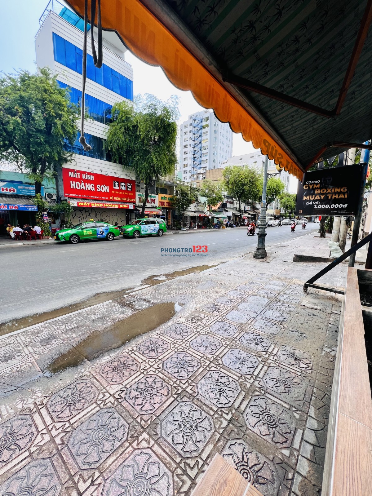 Cho thuê nguyên căn shophouse mặt tiền đường Trương Định, Quận 3