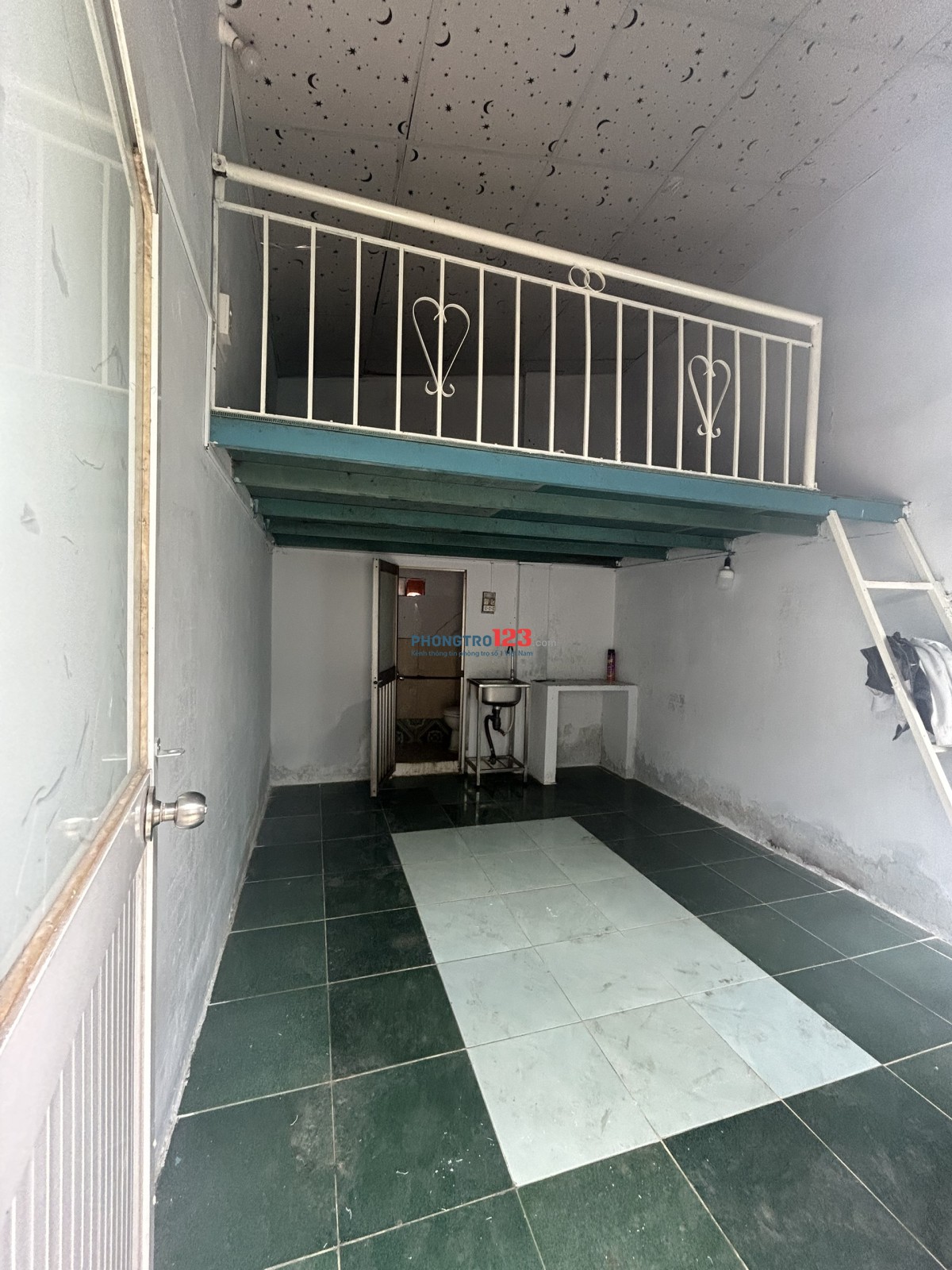 Phòng có gác bếp cho thuê tại đường Nguyễn Hữu Cảnh, P22 Bình Thạnh