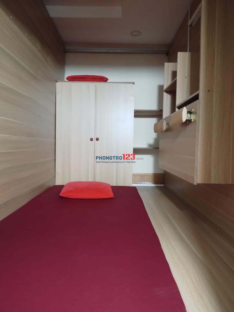 nhà trọ hộp mini 1 người ở ( sleepbox) bao tất cả dịch vụ chỉ xách ba li vào là ở