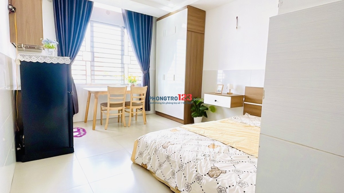 căn hộ penthouse 60m2 ngay khu Phan Xích Long Phú Nhuận