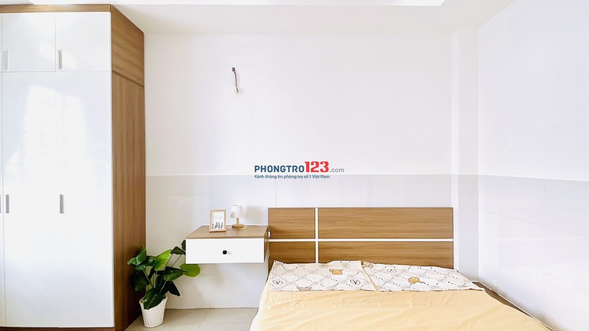 căn hộ penthouse 60m2 ngay khu Phan Xích Long Phú Nhuận