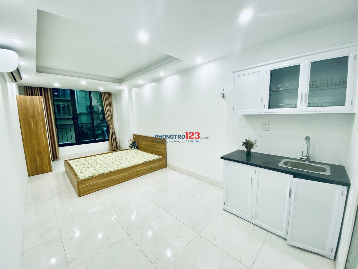 Cho thuê CCMN 25m2, ban công thoát hiểm an toàn, vị trí đẹp, view triệu đô, giá từ3,x triệu, ngã tư Trung Văn - Tố Hữu