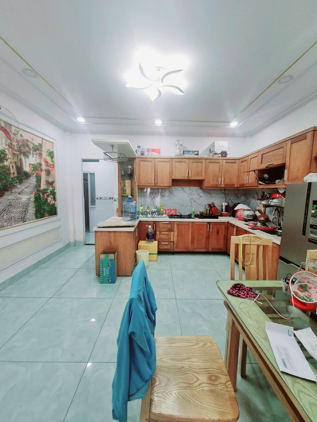 Chính chủ cho thuê nhà 3pn full nội thất trung tâm Phan Huy Ích, tiện ích xung quanh
