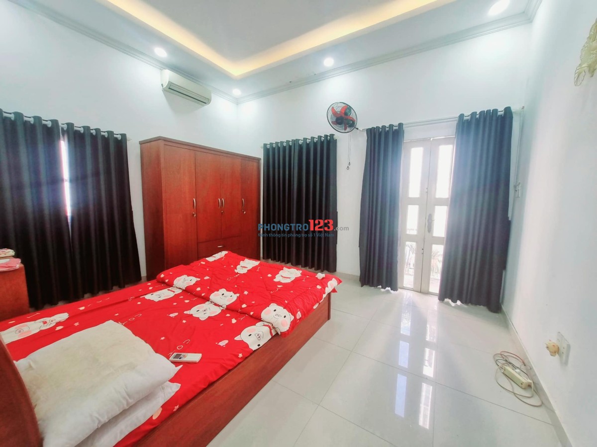 Chính chủ cho thuê nhà 3pn full nội thất trung tâm Phan Huy Ích, tiện ích xung quanh