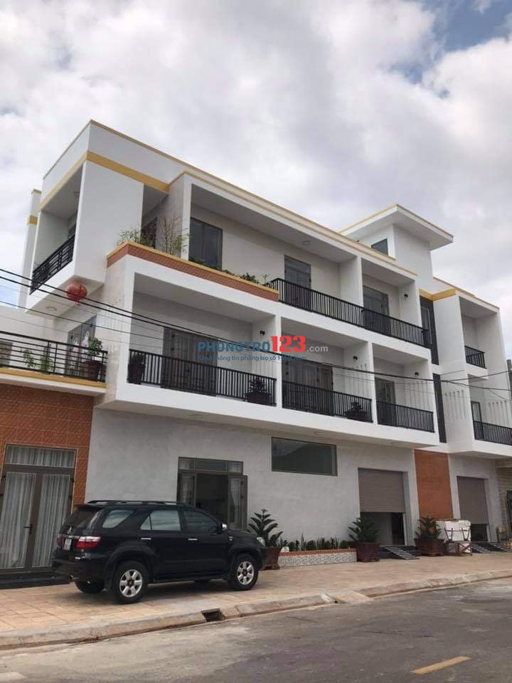 Cho thuê nhà 47 Hùng Vương 2 Phan Thiết 4 ngủ diện tích 40m2 giá 15tr đầy đủ NT