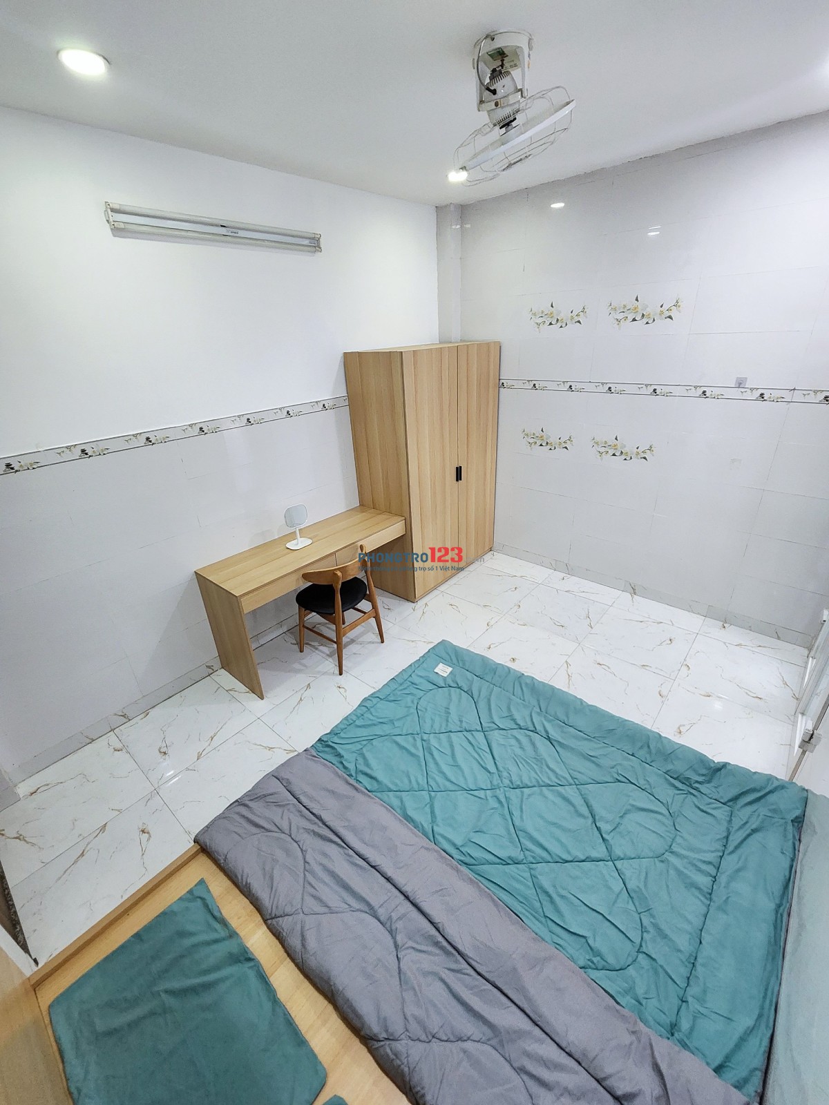 STUDIO TÁCH BẾP GIÁ RẺ BÌNH THẠNH