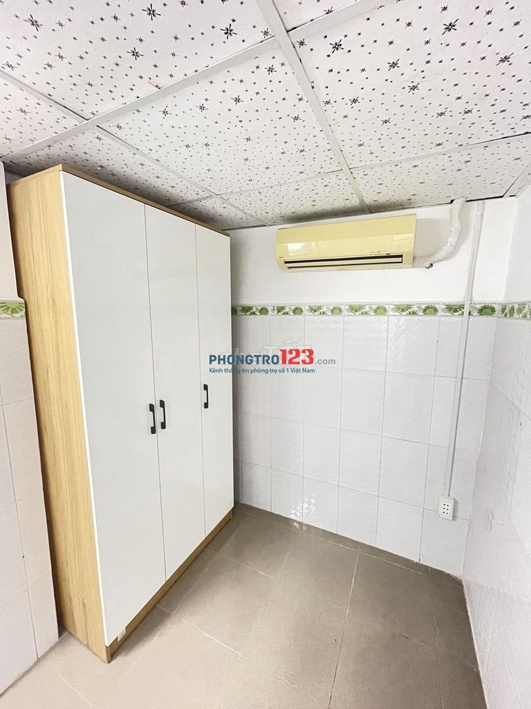 Phòng trọ giá rẻ 20m2, Nguyễn Thị Minh Khai, Quận 1 đầy đủ nội thất