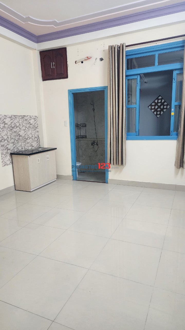 Phòng trọ có cửa sổ gần STAoen , ĐH Công Thương, chợ