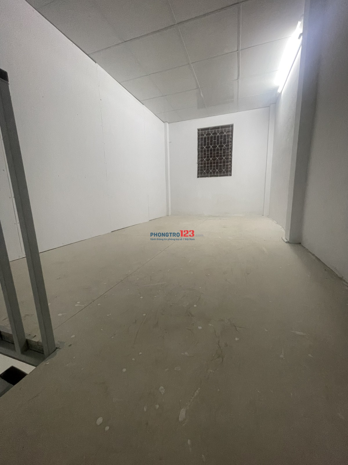 Phòng trọ 24 - 30m2 đường Lê Văn Lương Q7