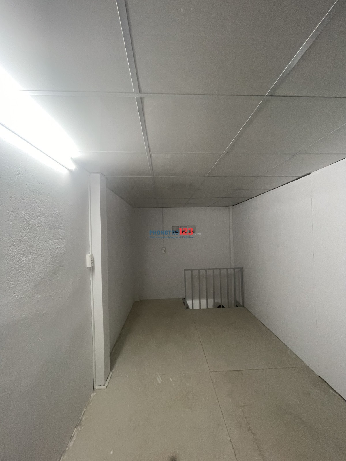 Phòng trọ 24 - 30m2 đường Lê Văn Lương Q7