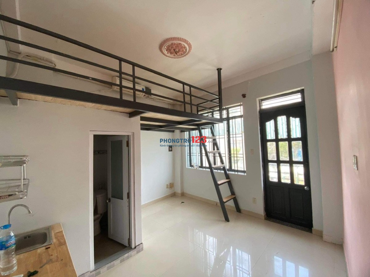 Cho Thuê Duplex Bancol, Cửa Sổ Thoáng Ngay Tại Thống Nhất