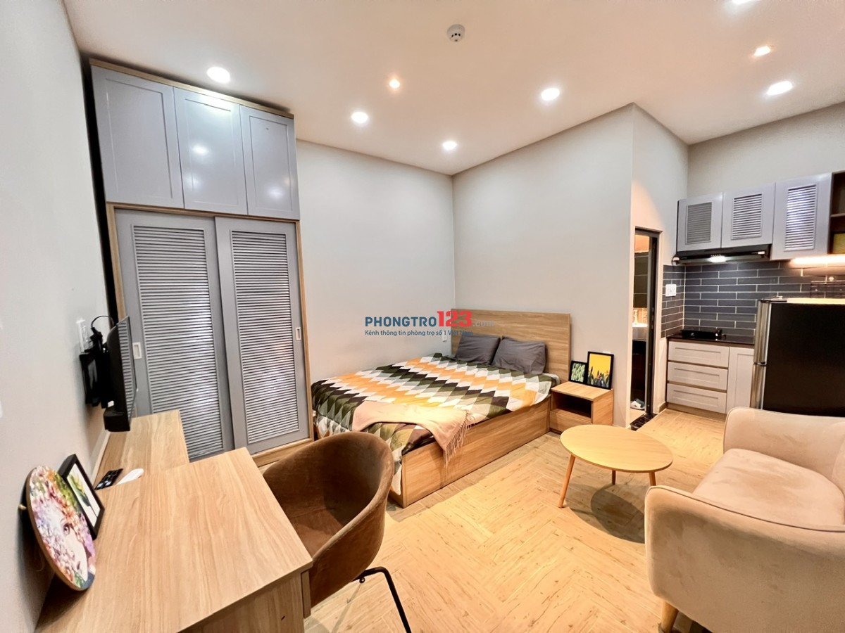 Cho thuê căn hộ, 30m2 đầy đủ nội thất cao cấp, Nơ Trang Long , Bình Thạnh