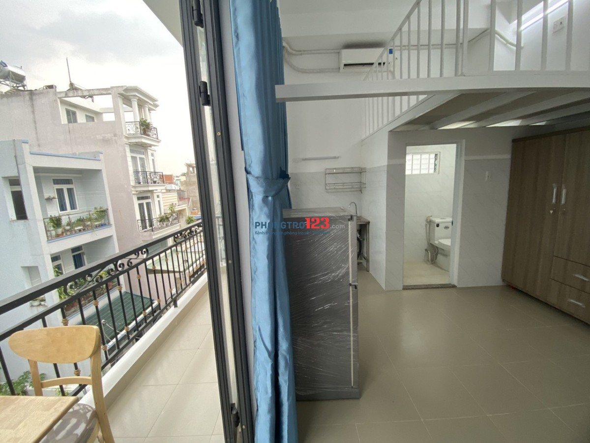 Cho Thuê Duplex Ban Công Full Nội Thất Gần Ngã 6 Gò Vấp