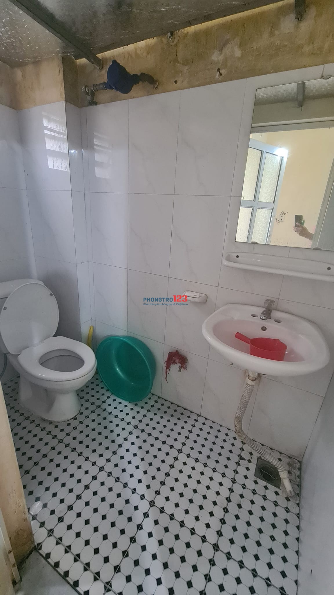 Có phòng trọ cho thuê tại Ngã 3 Quán Giai, Thường Tín, DT 18m2, WC khép kín, giá rẻ