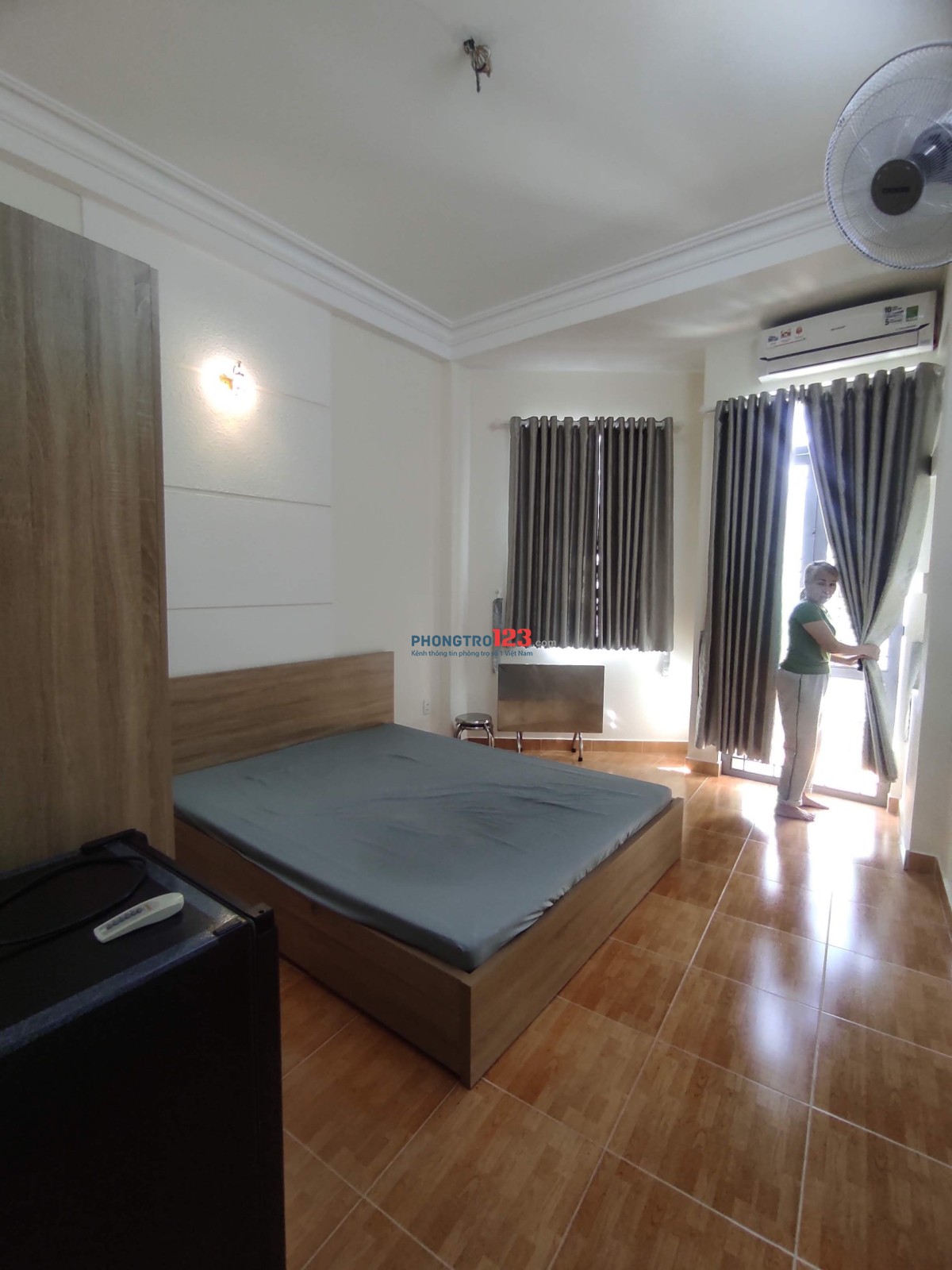 CHÍNH CHỦ cho thuê phòng đầy đủ nội thất có BAN CÔNG Phú Nhuận