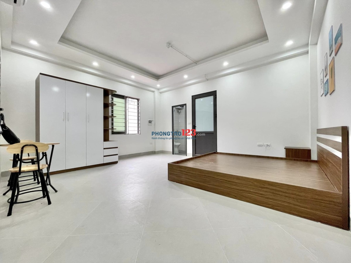 Siêu phẩm phòng trọ Studio cho thuê 1PN1PK, view hồ, có ban công, giá thương lượng