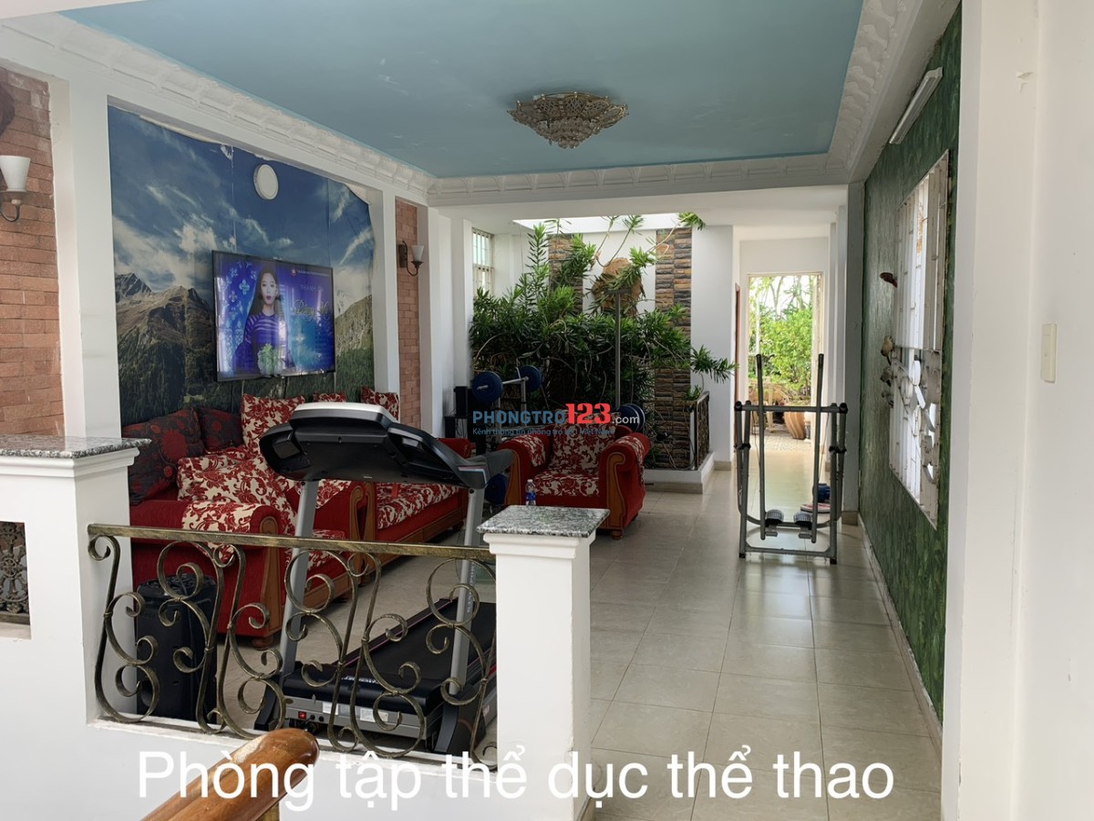 Phòng cho Nữ thuê ngay Dân Trí, có ban công, khóa vân tay,miễn phí 9 tiện ích đạt 3*