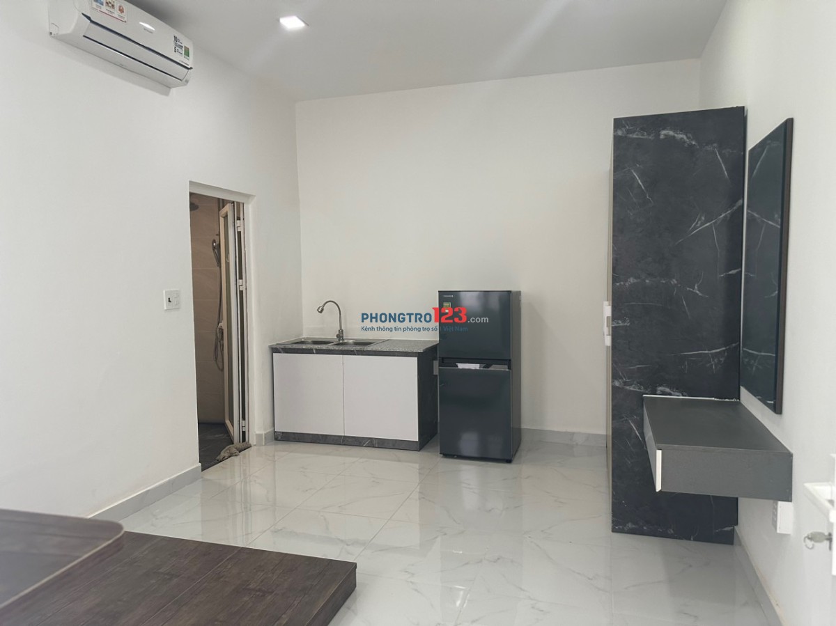 Chính chủ cho thuê 2 Phòng sạch, đẹp, văn minh, 456 Lê Văn Sỹ, Q3