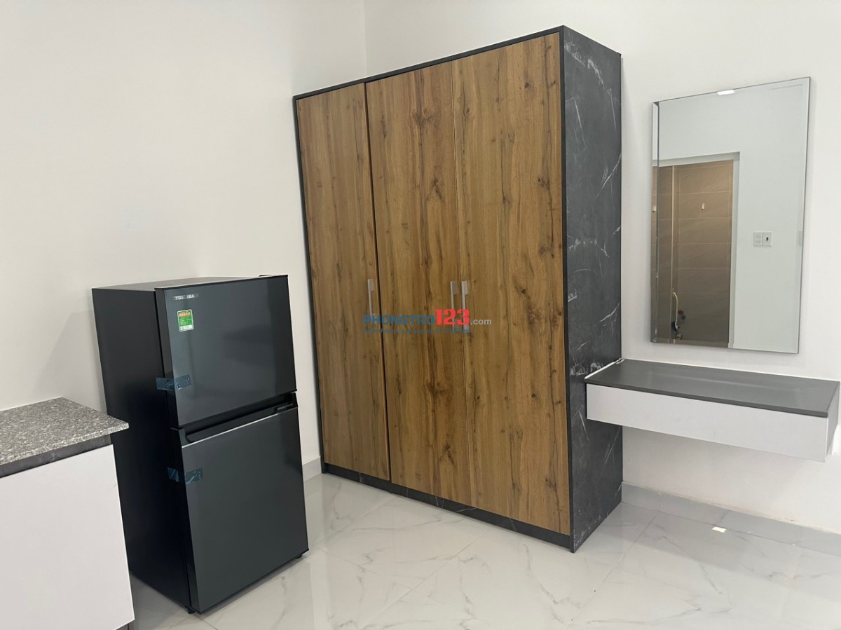 Chính chủ cho thuê 2 Phòng sạch, đẹp, văn minh, 456 Lê Văn Sỹ, Q3