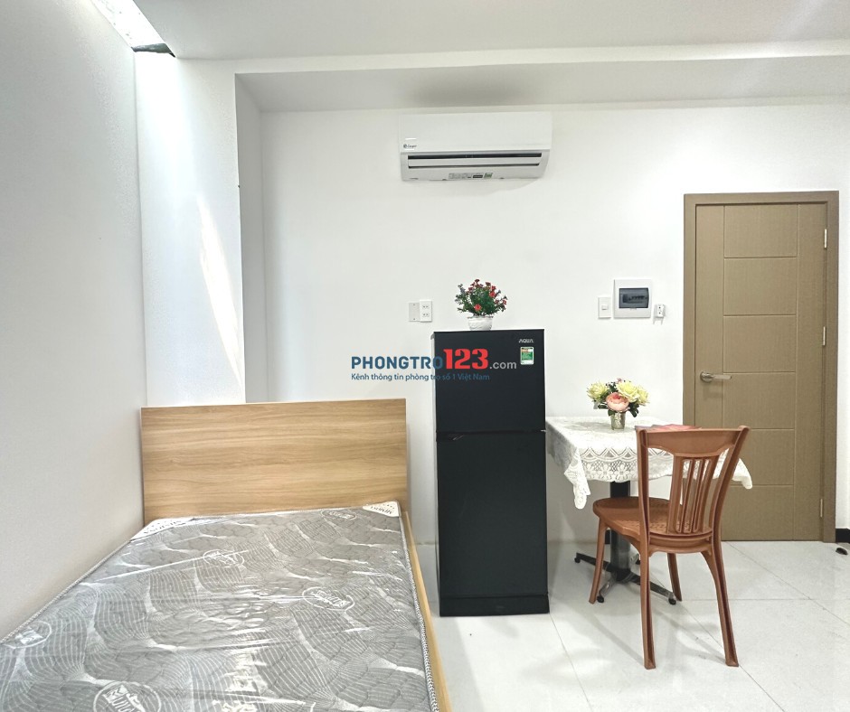 Căn hộ Dịch vụ FULL NT ở trung tâm quận 7