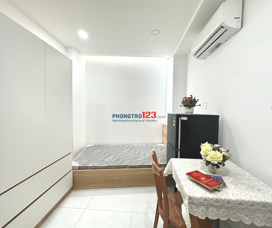 Căn hộ Dịch vụ FULL NT ở trung tâm quận 7