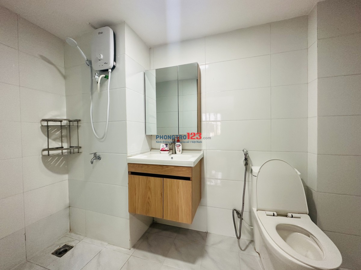 Căn hộ Dịch vụ FULL NT ở trung tâm quận 7