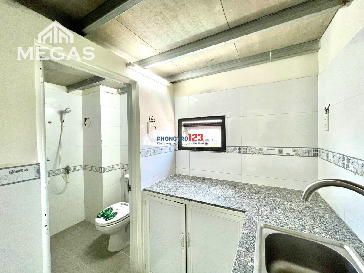 Phòng Gác - Cửa Sổ - Tô Ký - Đối diện CVPM Quang Trung