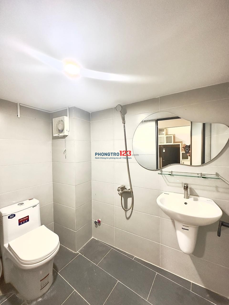 phòng trọ ngay KHU K300 giá SIÊU HẠT DẺ gần CẦU VƯỢT HOÀNG HOA THÁM , GẦN CĐ Y, HỌC VIỆN HÀNG KHÔNG