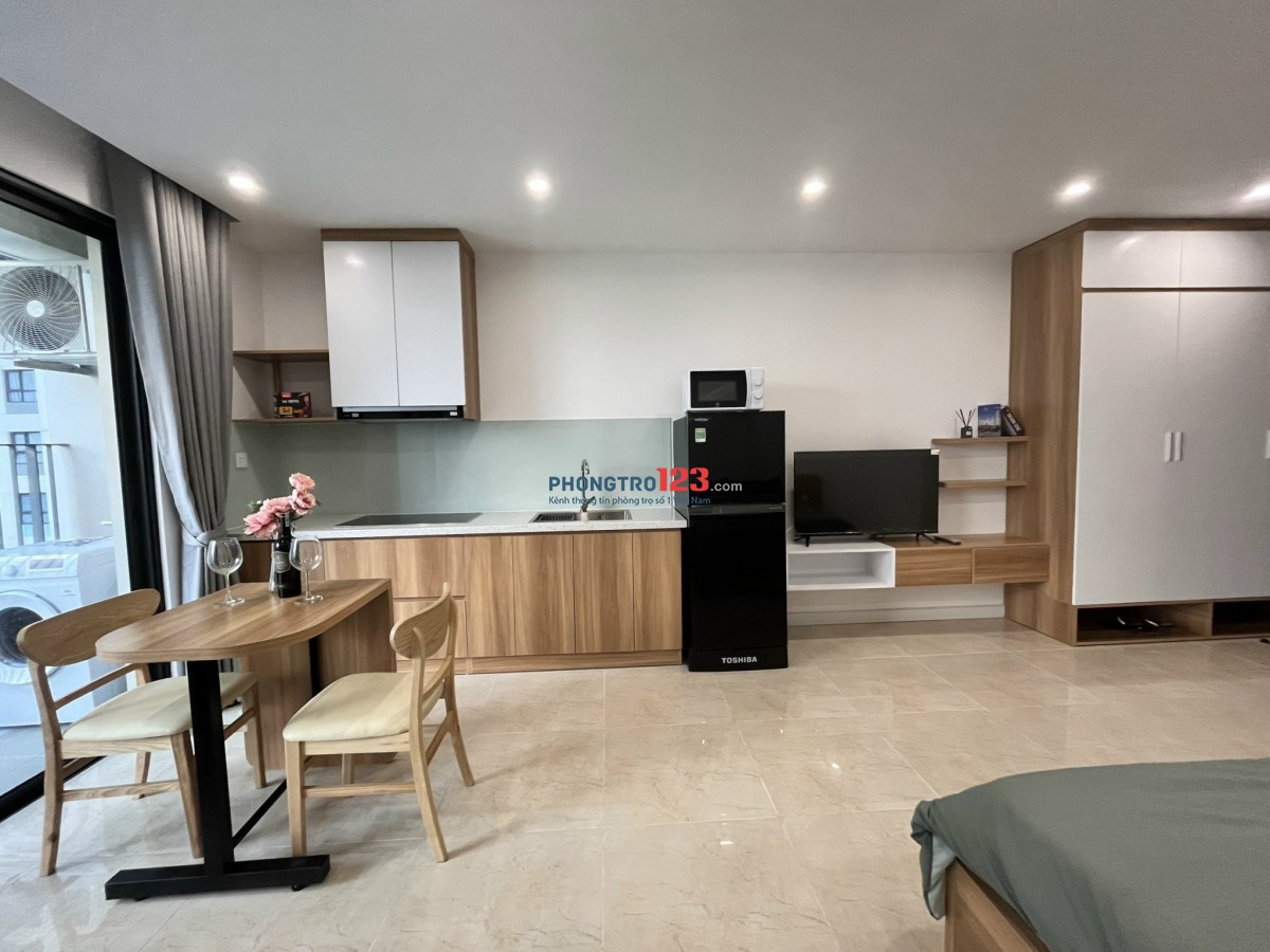 Chính chủ cho thuê quỹ căn hộ Studio - 1N - 2N - 3N Vinhomes D'capitale vào ở luôn. LH: 0385418696