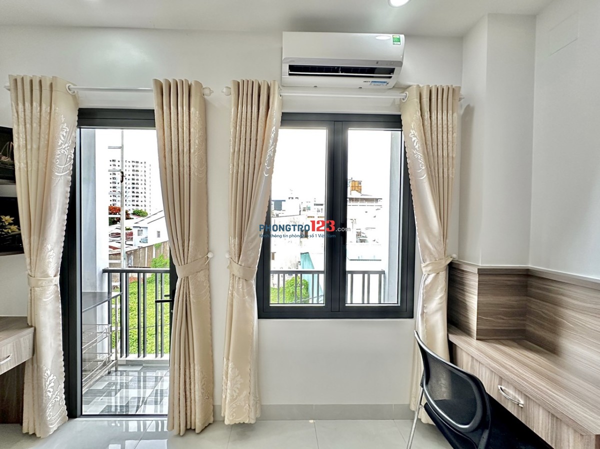 Căn hộ Studio Balcony Tách bếp Mới 100% - Chỉ tính điện - Free PDV - Gần Đầm Sen, ĐH Văn Hiến