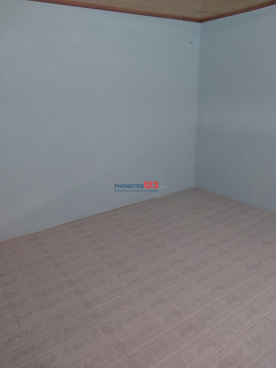 Phòng trọ có gác tổng dt 25m2 đường ĐHT23, Q12 HCM