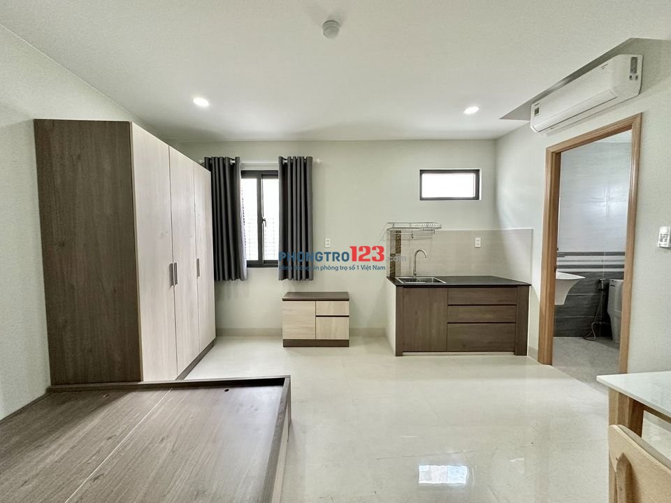 HOT HOT Phòng STUDIO Mới 30m2 Full Nội Thất, 3p tới ĐH UEH Q10, 5p tới Đh Sài Gòn