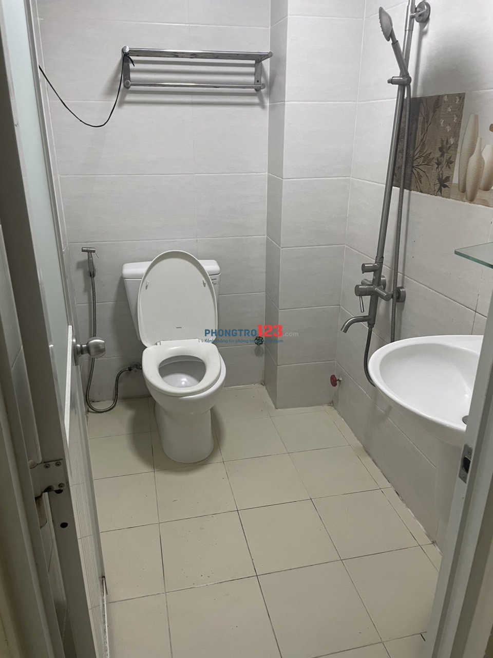 Cho thuê nhà 1 trệt 1 lầu (37m2 ) - giá 4,8 triệu