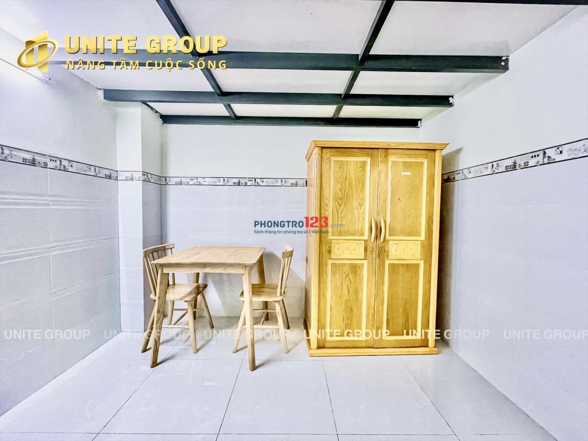 Duplex cho ở 3 - 4 người tại Huỳnh Tấn Phát, Q7